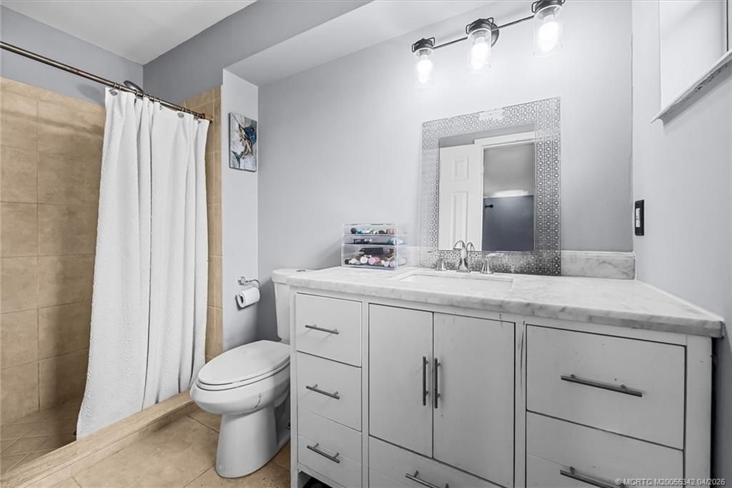 18945 SE Homewood Avenue, Tequesta, FL 33469 Photo