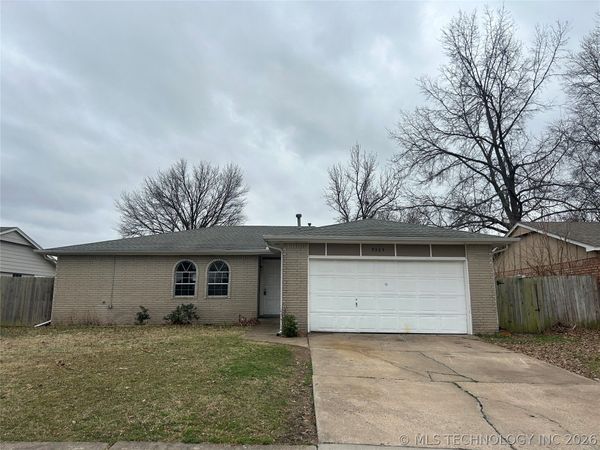9364 E 57th Street , Tulsa, OK 74145