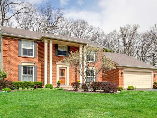 22 Regent Lane , Lincolnshire, IL 60069