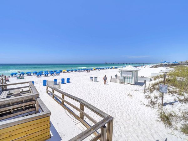 1515 SE Miracle Strip Parkway, UNIT 207, Fort Walton Beach, FL 32548