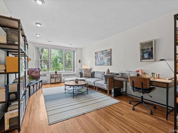 601 Kappock Street , Unit 2F, Bronx, NY 10463