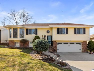 11123 Washington Street , Omaha, NE 68137