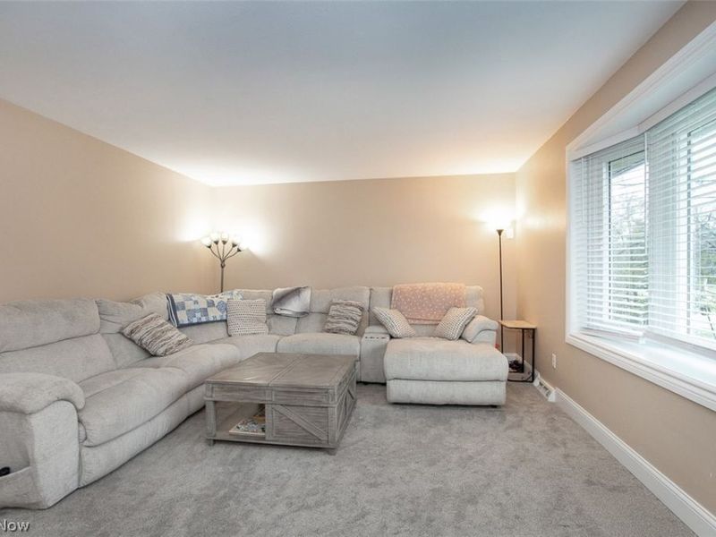 8493 Webster Road, Strongsville, OH 44136 Photo 16