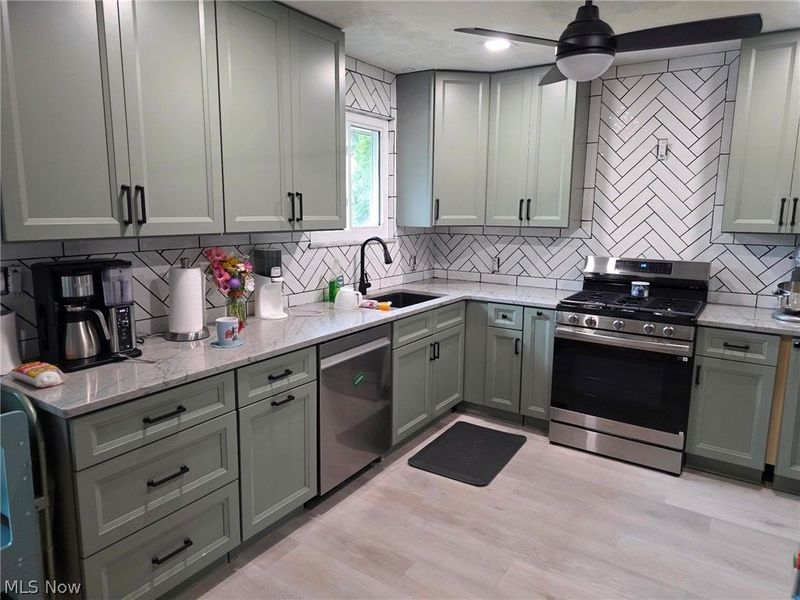8493 Webster Road, Strongsville, OH 44136 Photo 18