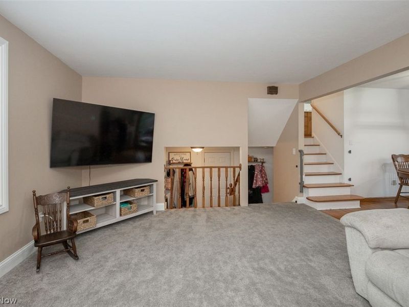 8493 Webster Road, Strongsville, OH 44136 Photo 7