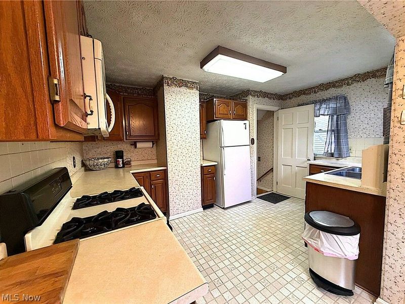 1502 Slusser Road, Akron, OH 44305 Photo 7