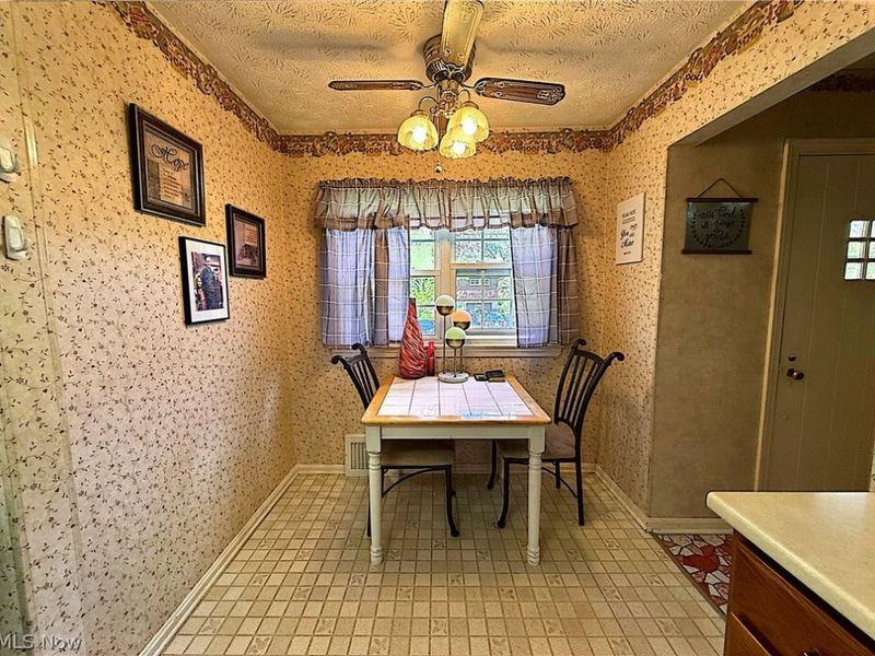 1502 Slusser Road, Akron, OH 44305 Photo 8