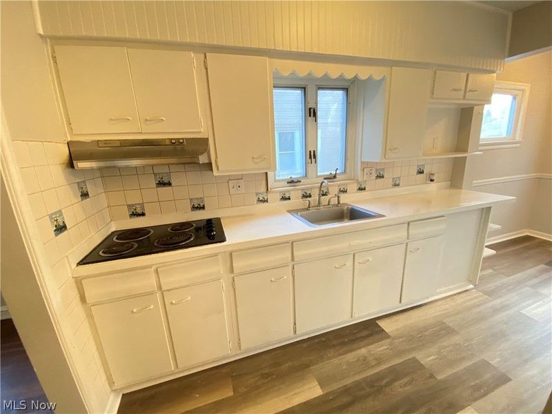 1478 Sherbrook Road, Unit Lower, South Euclid, OH 44121 Photo 5