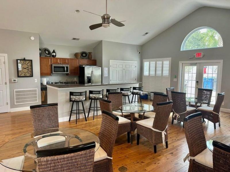 8800 Dorchester Road Photo 16