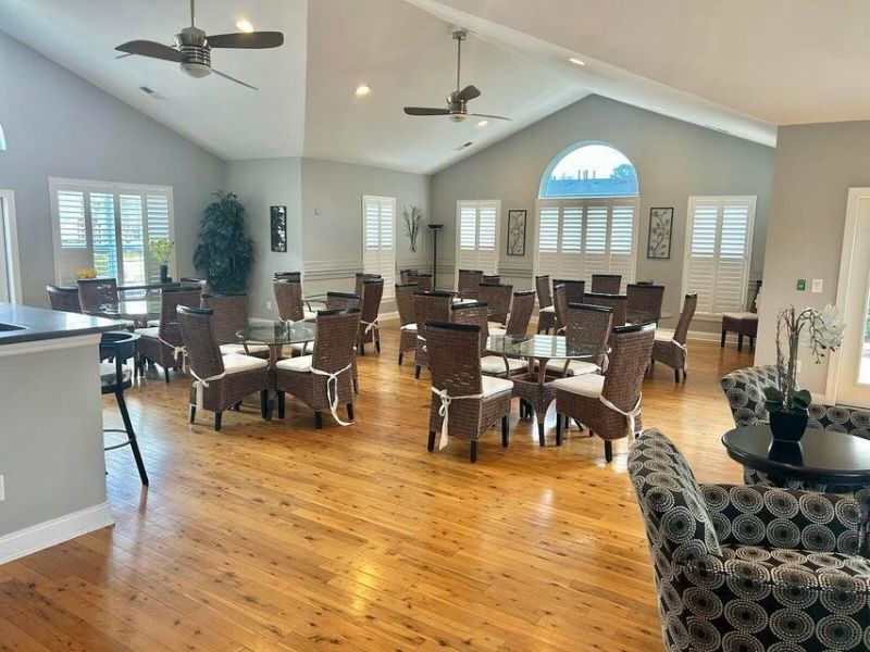 8800 Dorchester Road Photo 17