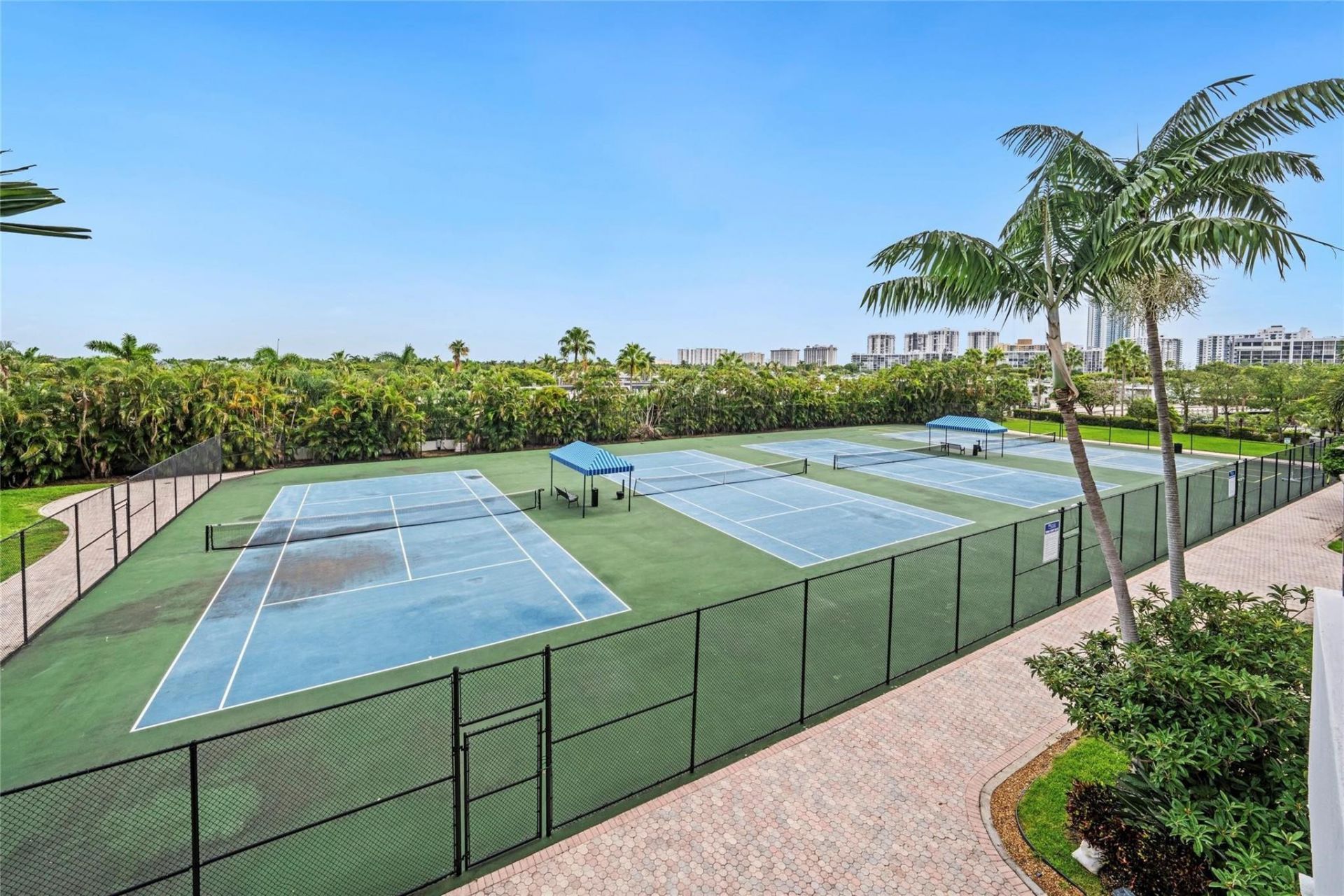 600 Three Islands Boulevard, Unit 301, Hallandale Beach, FL 33009 Photo