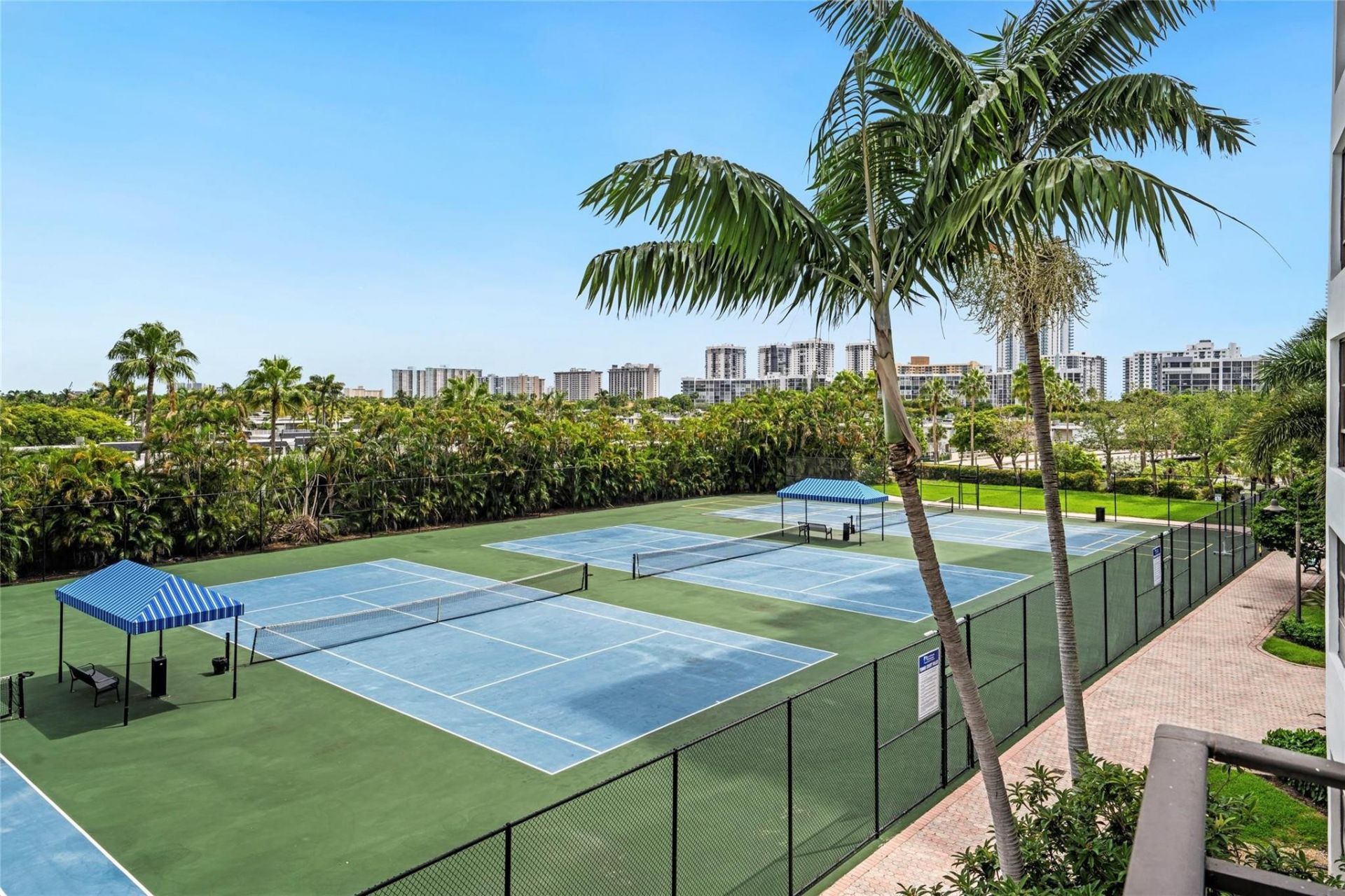 600 Three Islands Boulevard, Unit 301, Hallandale Beach, FL 33009 Photo