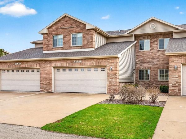 2362 PLANK CIRCLE, Unit B, Appleton, WI 54915