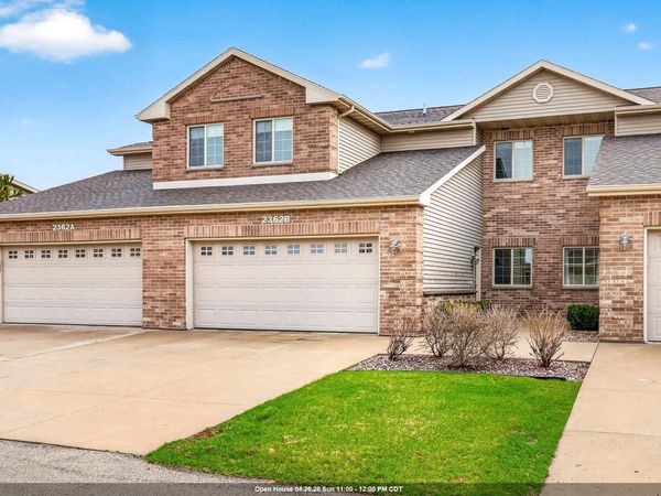 2362 PLANK CIRCLE, Unit B, Appleton, WI 54915