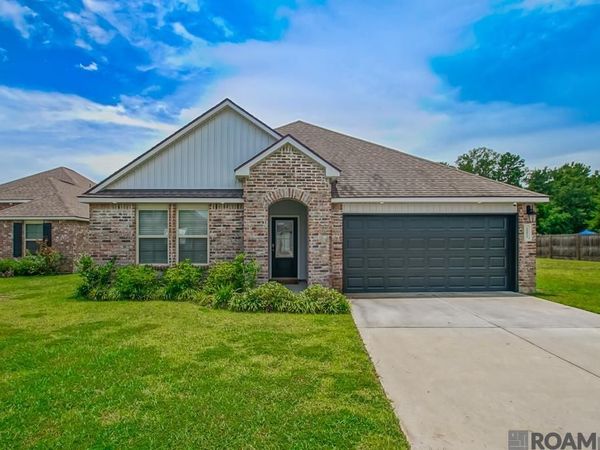 35572 Grovemont Dr, Denham Springs, LA 70706