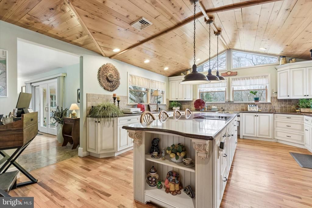 1240 STUMP ROAD, NORTH WALES, PA 19454