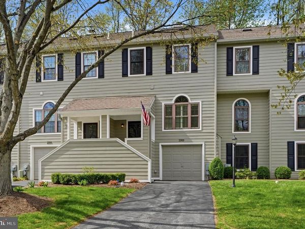 2305 WESTFIELD COURT, Unit 2305, NEWTOWN SQUARE, PA 19073