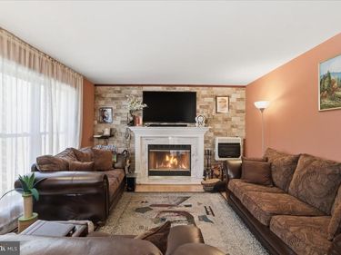 270 PACKANACK DRIVE, GOULDSBORO, PA 18424