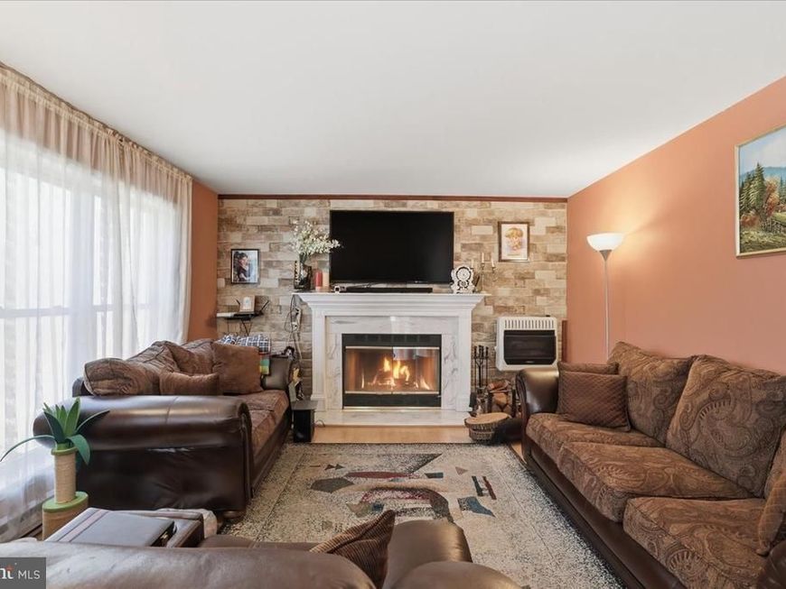 270 Packanack Drive, Gouldsboro, PA 18424 Main Photo