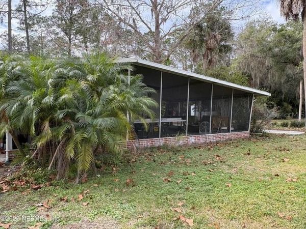 101 S GERALDO ROAD , EAST PALATKA, FL 32131