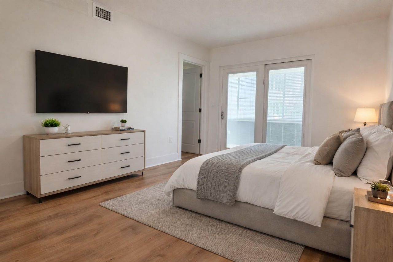 1001 77th Avenue N, Unit 102, Saint Petersburg, FL 33703 Photo