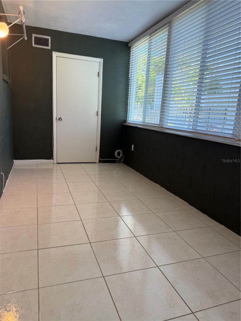 1001 77th Avenue N, Unit 102, Saint Petersburg, FL 33703 Photo