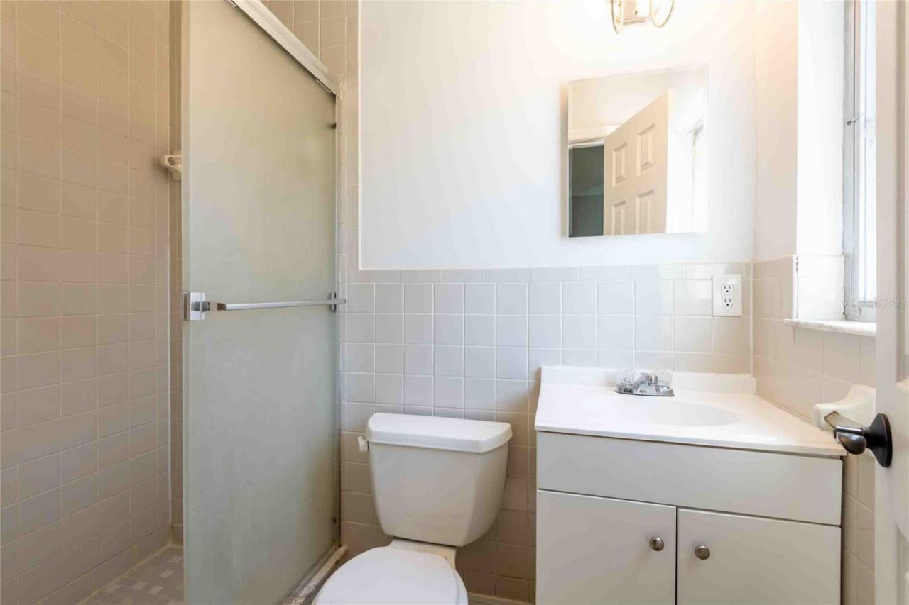 2741 37th Street S, Saint Petersburg, FL 33711 Photo