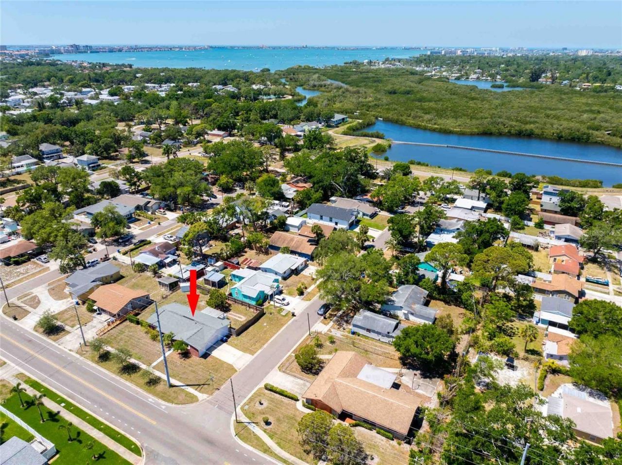 2741 37th Street S, Saint Petersburg, FL 33711 Photo