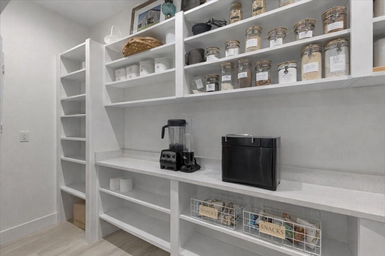 9061 Katherine Way, Fanning Springs, FL 32693 Photo