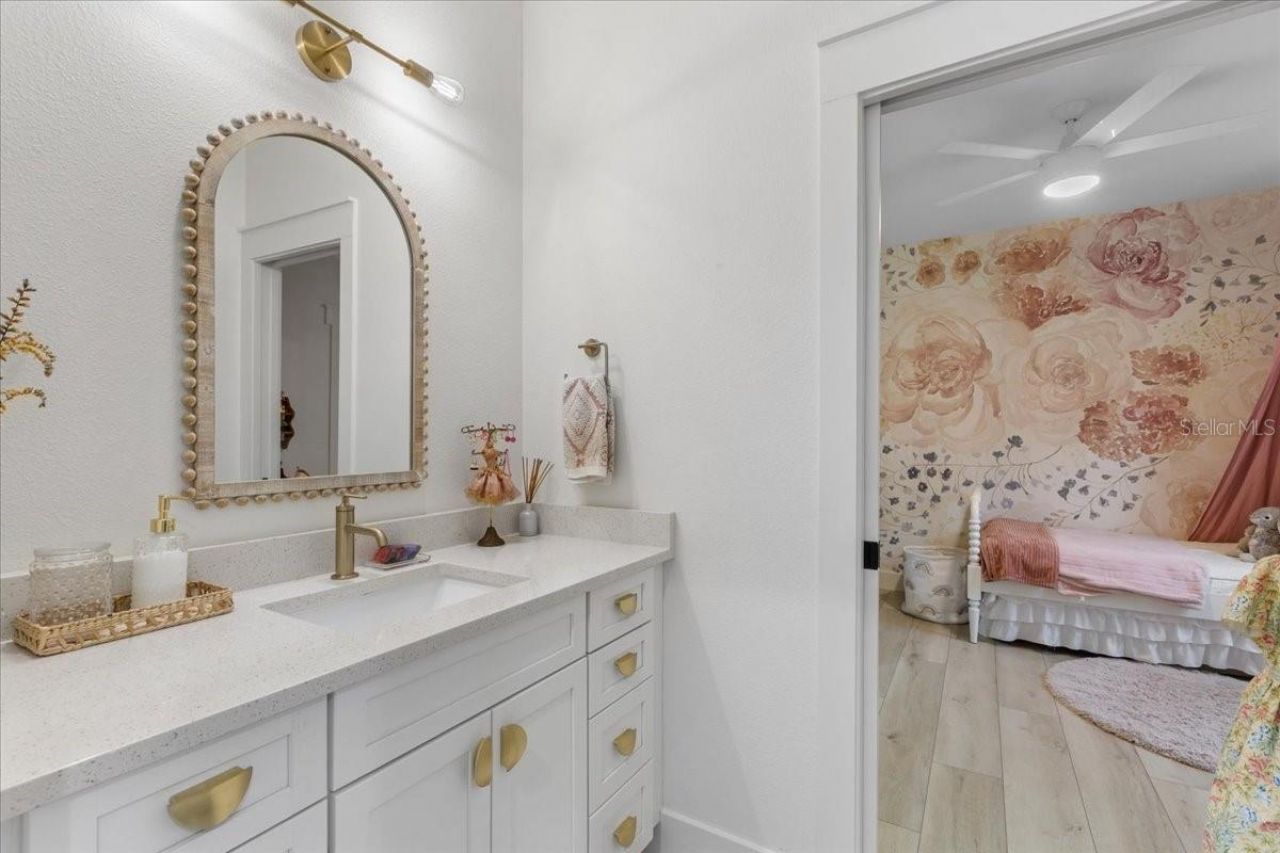 9061 Katherine Way, Fanning Springs, FL 32693 Photo