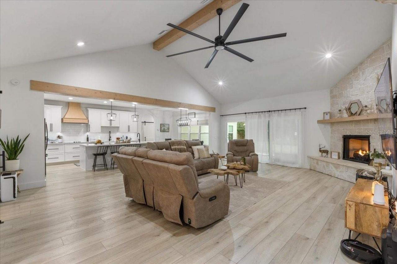 9061 Katherine Way, Fanning Springs, FL 32693 Photo