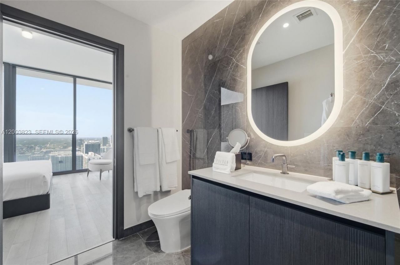 20 NE 11th St, Unit 4602, Miami, FL 33132 Photo