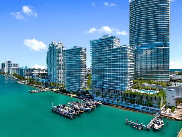 520 West Ave , Unit 2101, Miami Beach, FL 33139