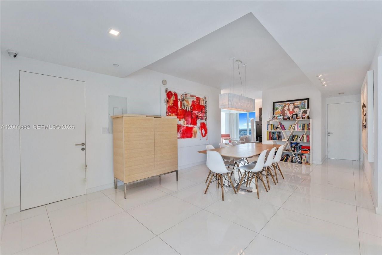 520 West Ave , Unit 2101, Miami Beach, FL 33139 Photo