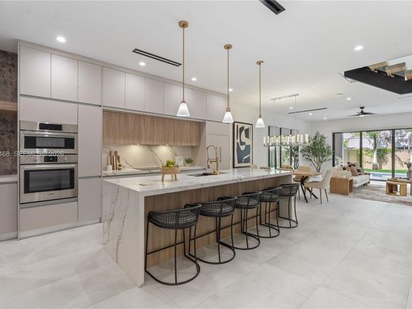 609 NE 8th Ave , Unit B, Fort Lauderdale, FL 33304