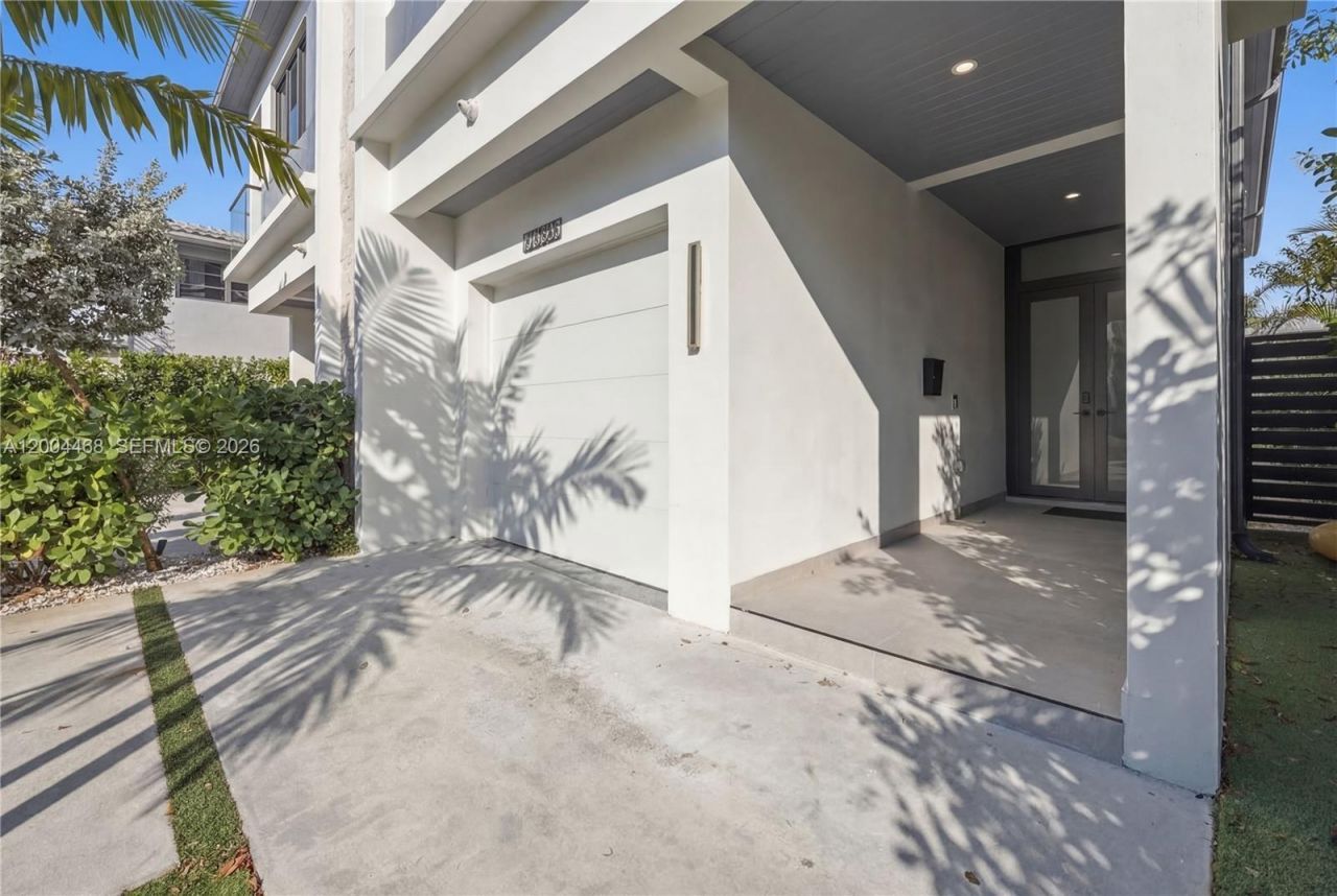 609 NE 8th Ave, Unit B, Fort Lauderdale, FL 33304 Photo
