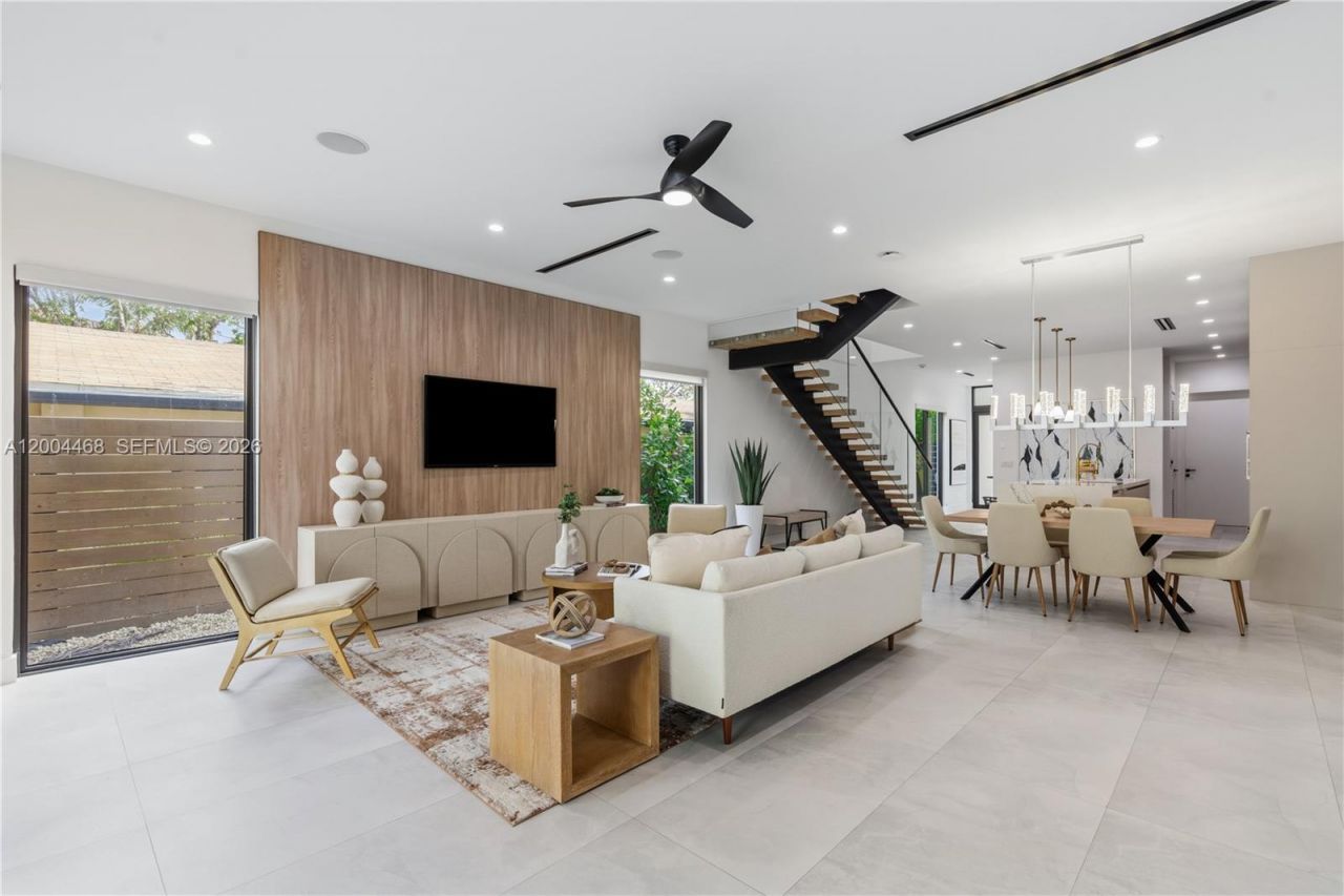 609 NE 8th Ave, Unit B, Fort Lauderdale, FL 33304 Photo