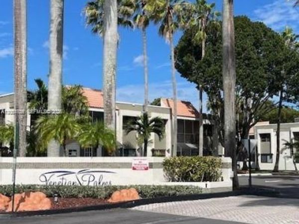 7925 SW 104th St , Unit 202E, Miami, FL 33156