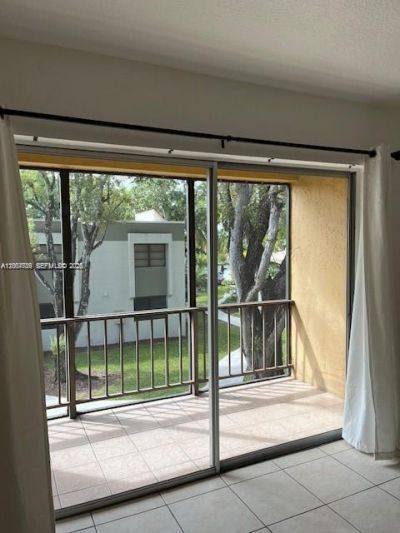 7925 SW 104th St , Unit 202E, Miami, FL 33156 Photo