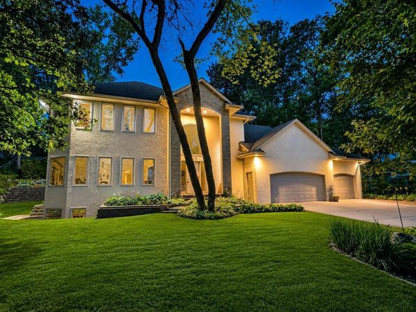 419 Brandywine Drive, Burnsville, MN 55337