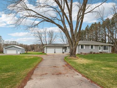 7510 161st Avenue NE, Forest Lake, MN 55025