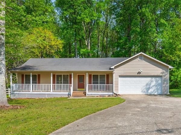 1544 Pine Creek Drive , Lawrenceville, GA 30043