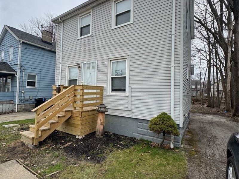 10604 Nelson Avenue, Cleveland, OH 44105 Photo 4