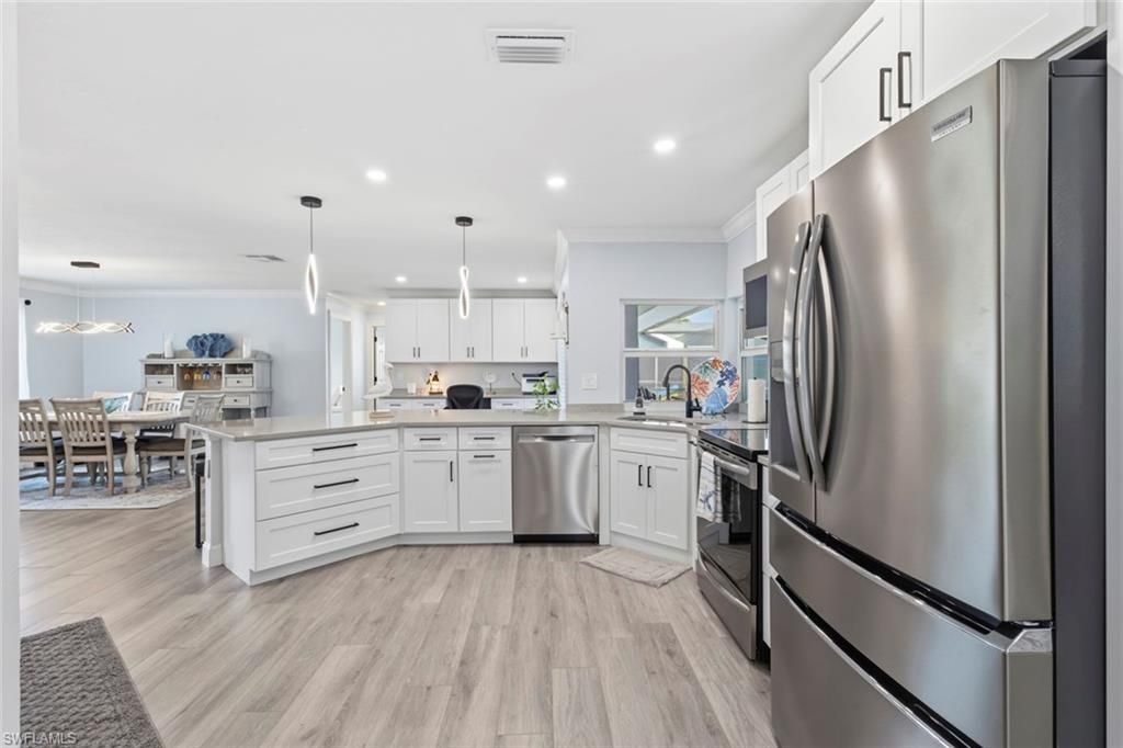 6048 Perthshire Ln, Fort Myers, FL 33908 Photo