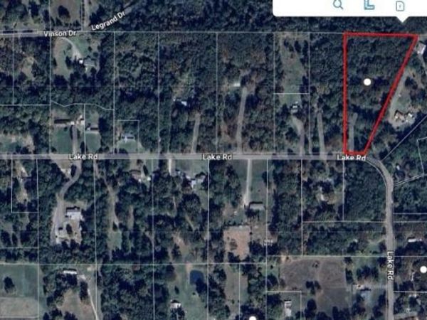 688 Lake Road , Stonewall, LA 71078