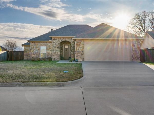 1202 Rock Creek Drive, Sulphur Springs, TX 75482