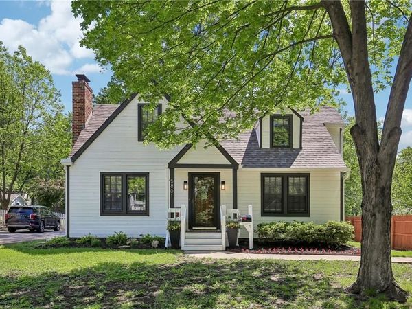 5801 Woodward Street, Mission, KS 66202