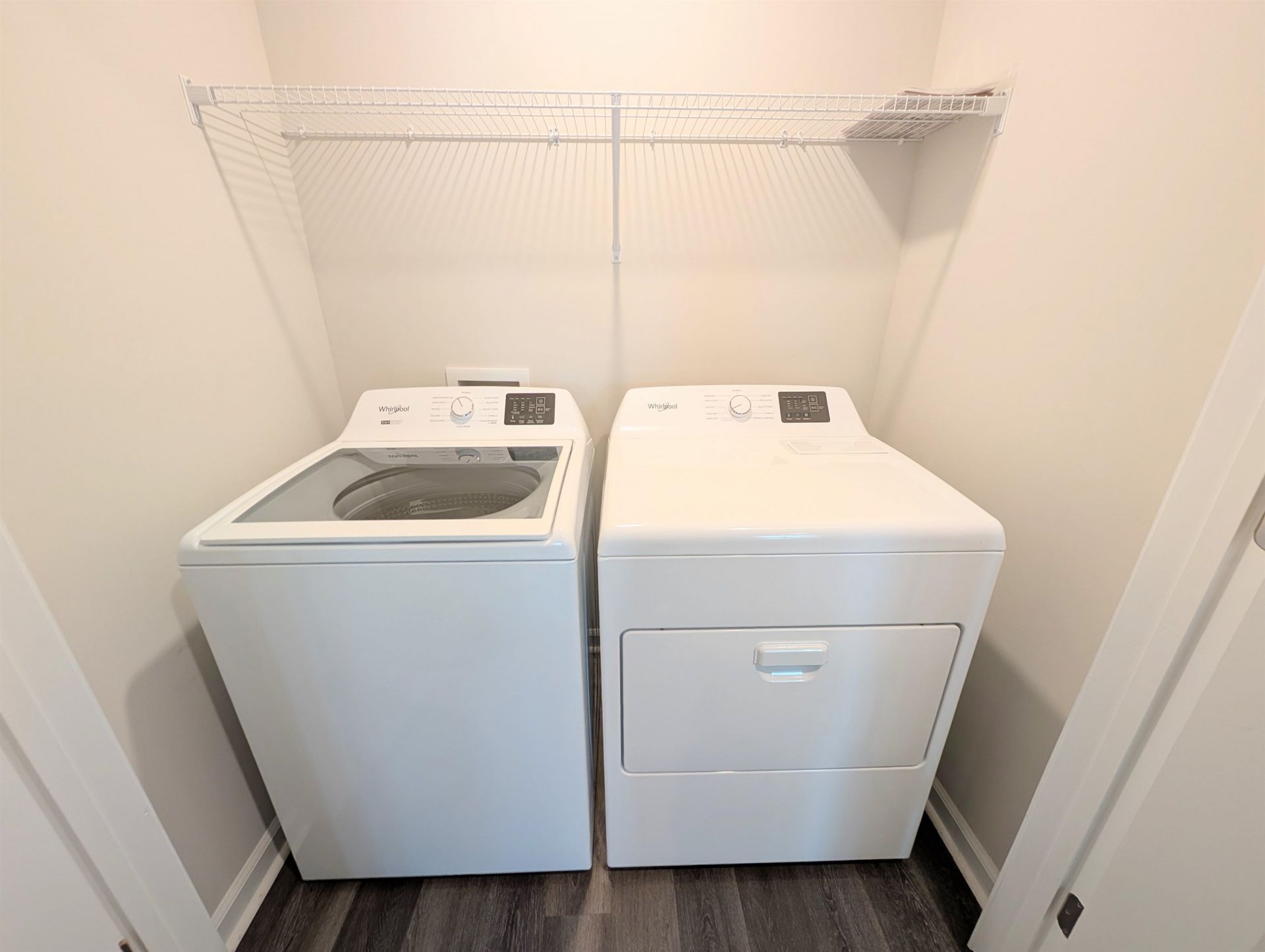 632 Golden Resin Rd  Photo 4