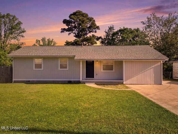 112 Park Lane Drive, Long Beach, MS 39560