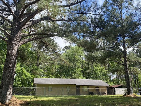 2342 Ferguson Mill Road, New Hebron, MS 39140